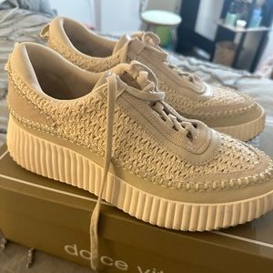 Dolce Vita Dolen Sneakers (11)